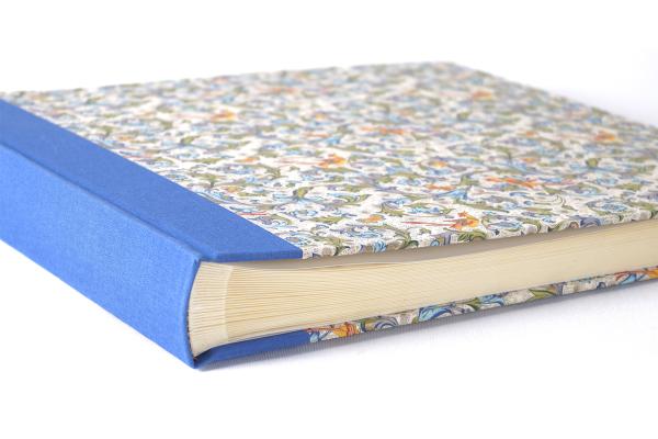 Fotoalbum mittelblau, "Rimini", exklusives Album mit vergoldetem Papier